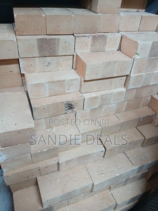 Fire Resistance/ Refractory Bricks - thumbnail 2