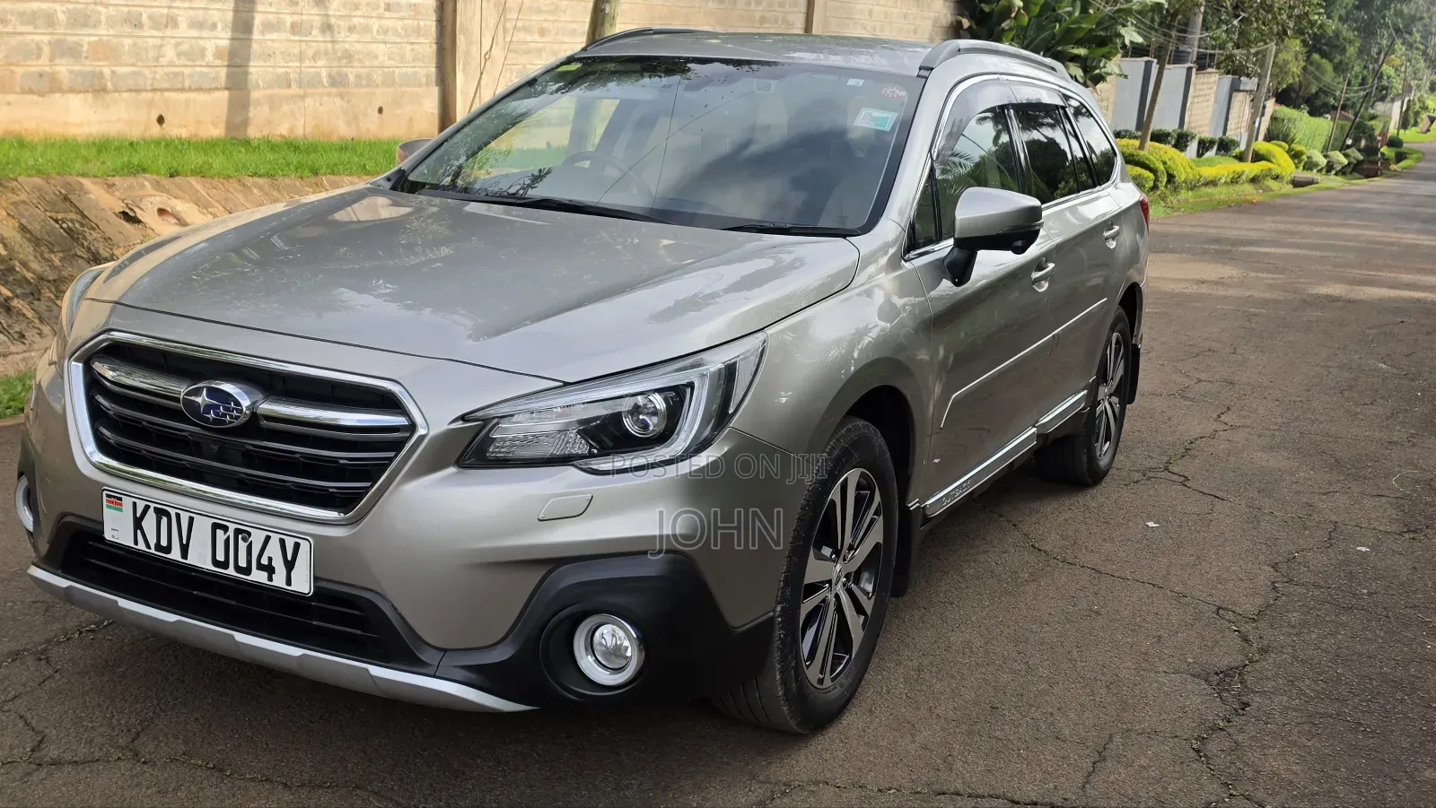 Subaru Outback 2.5i Premium AWD 2018 Gold