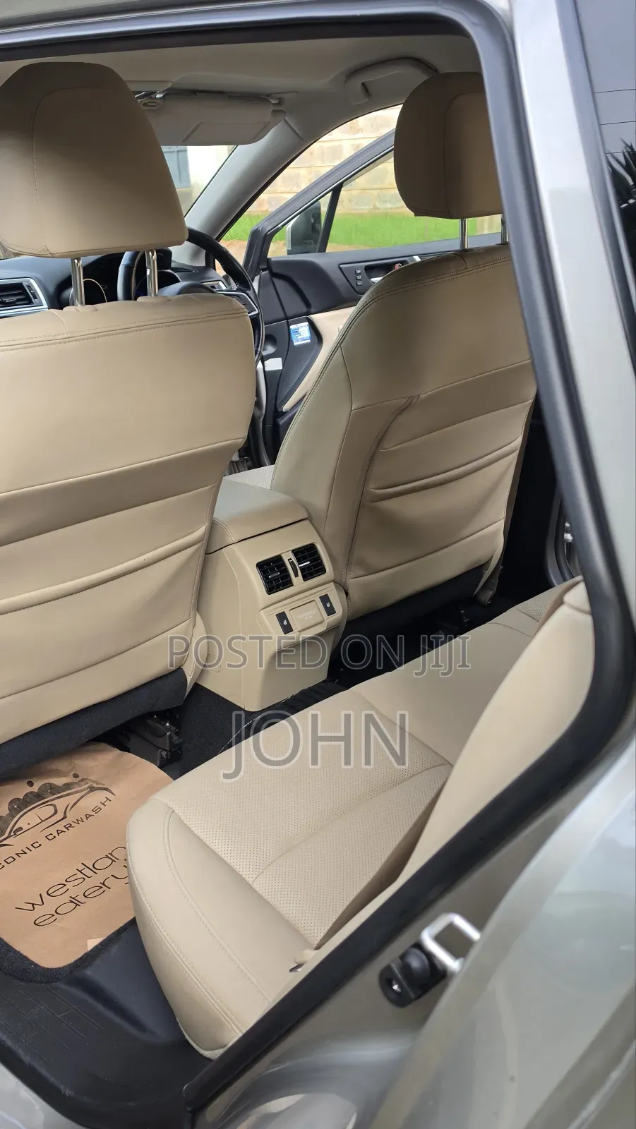 Subaru Outback 2.5i Premium AWD 2018 Gold