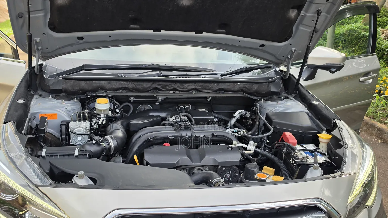 Subaru Outback 2.5i Premium AWD 2018 Gold