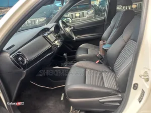 Toyota Corolla Fielder 2019 White