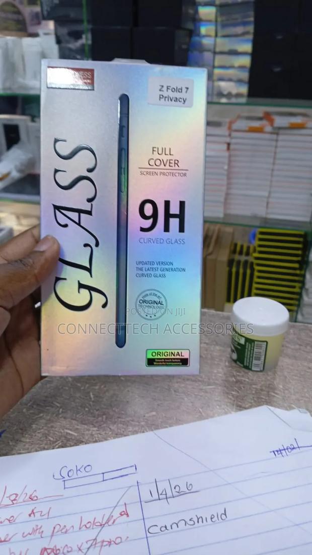 Samsung Z Fold 7 Privacy Screen Protector - thumbnail 2