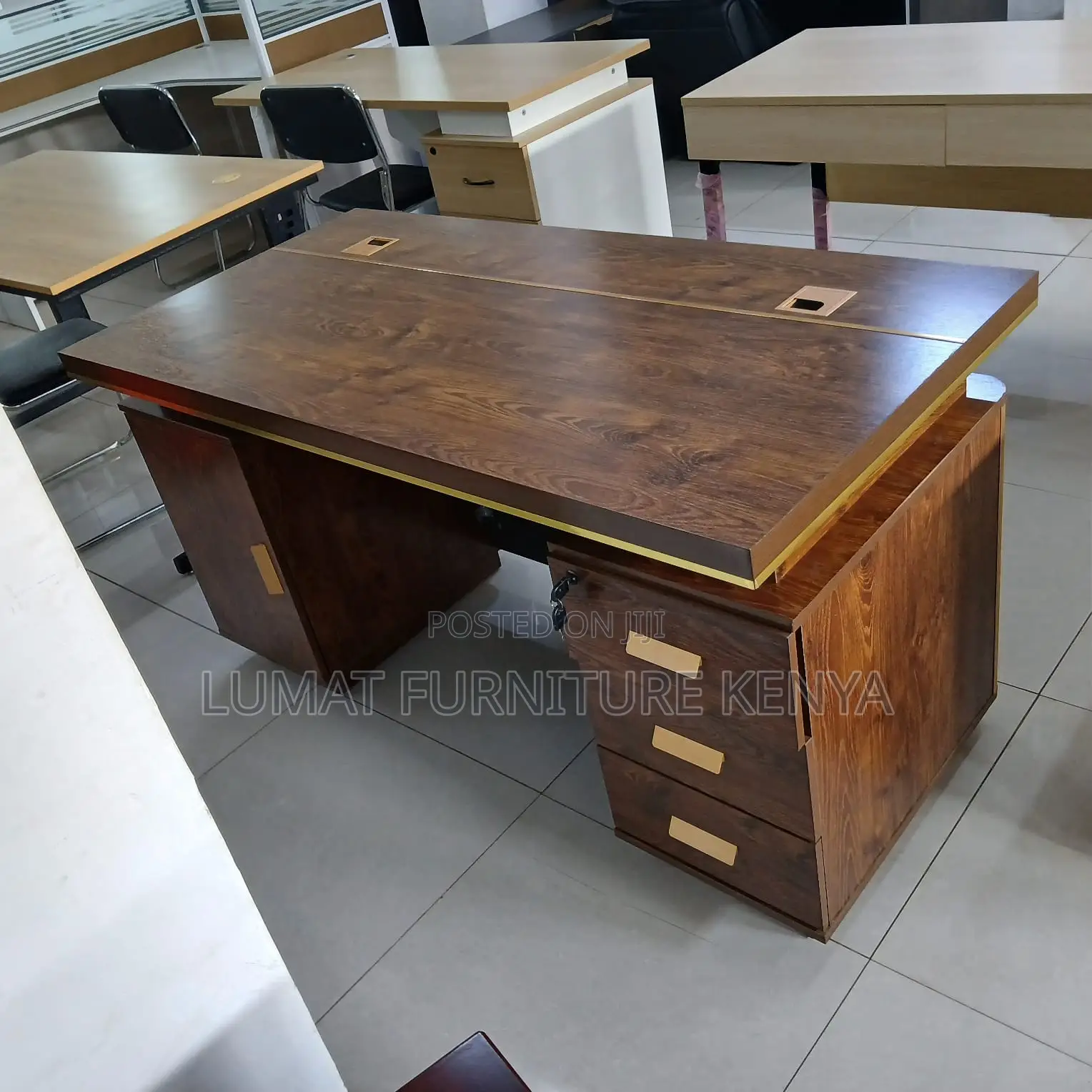Prime1400 Executive Desk