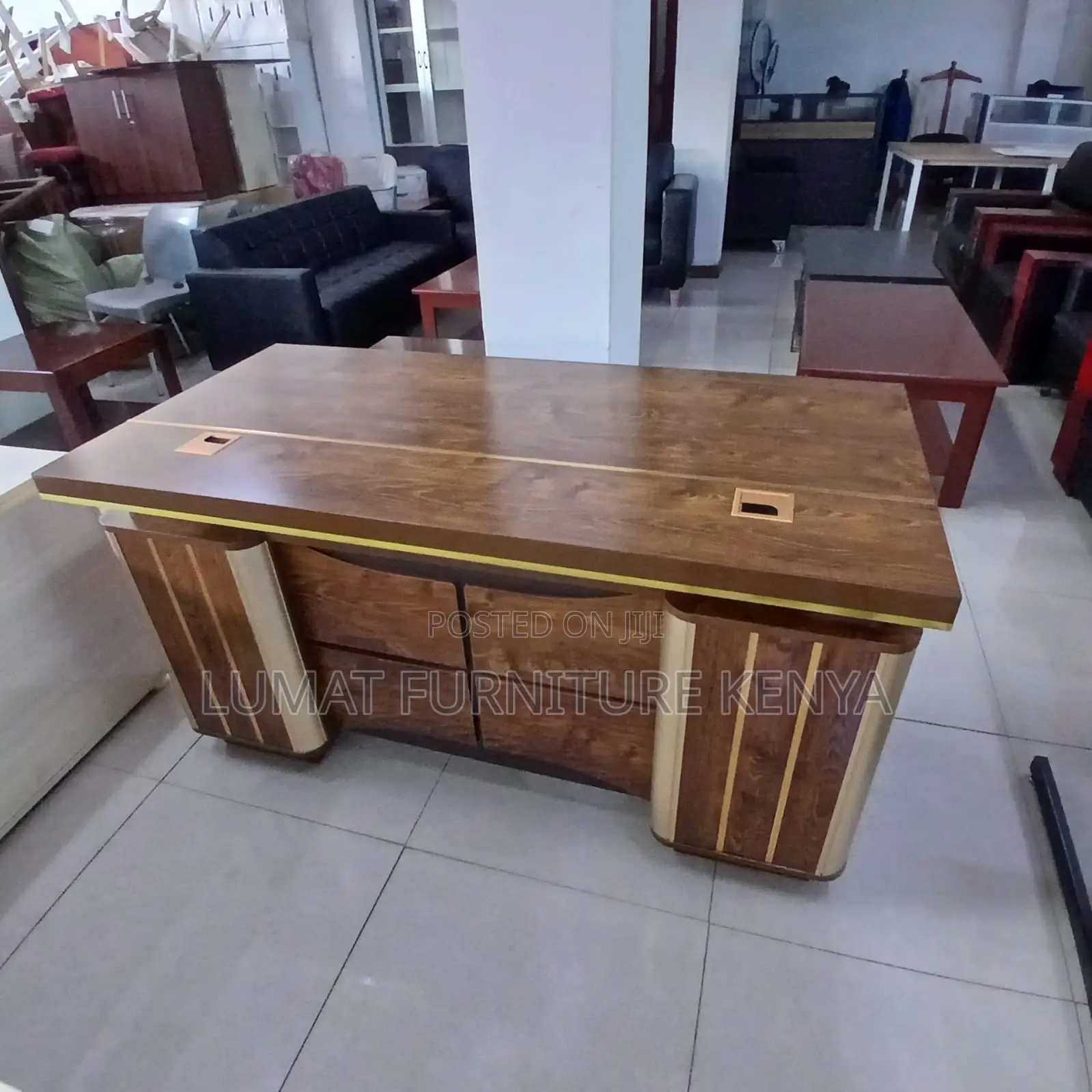 Prime1400 Executive Desk