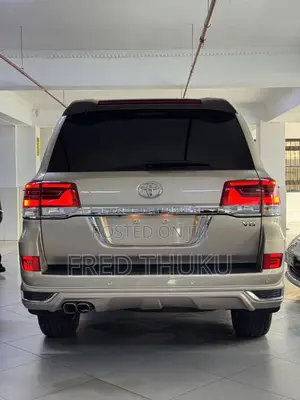Toyota Land Cruiser 4.5 V8 VXR 2017 Gray