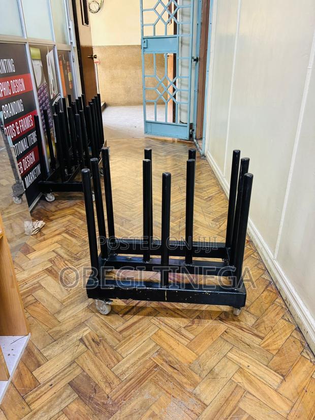 Banner and Sticker Stand - main view