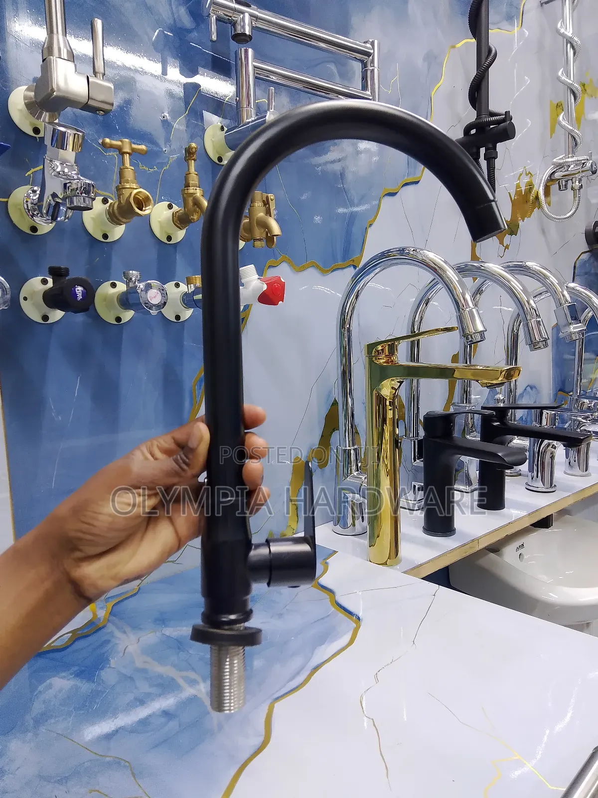 Flamingo Kitchen Tap (Black