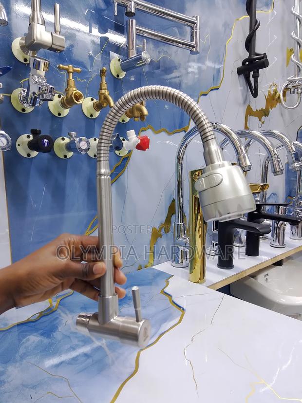 Wall Kitchen Tap (Flexible - main view