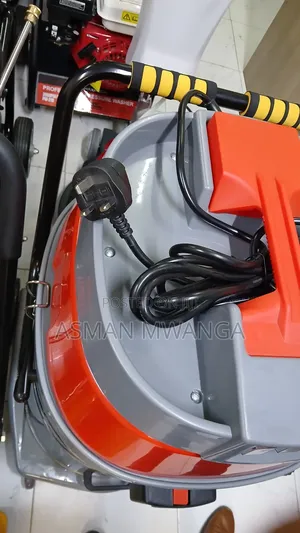 High Performance Vacuum Cleaner 100l
