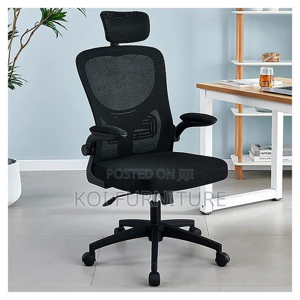 Office Chairs; Ergonomic High Bacrest Executive Modern Seivel Seat - main view