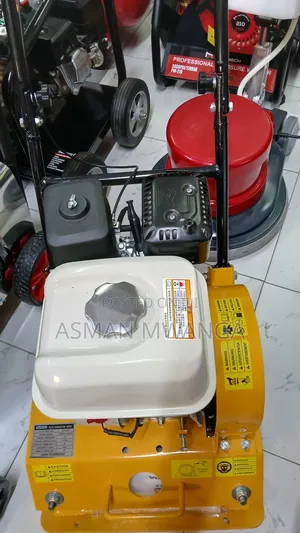 Highly Performance Plate Compactor With Honda Engine