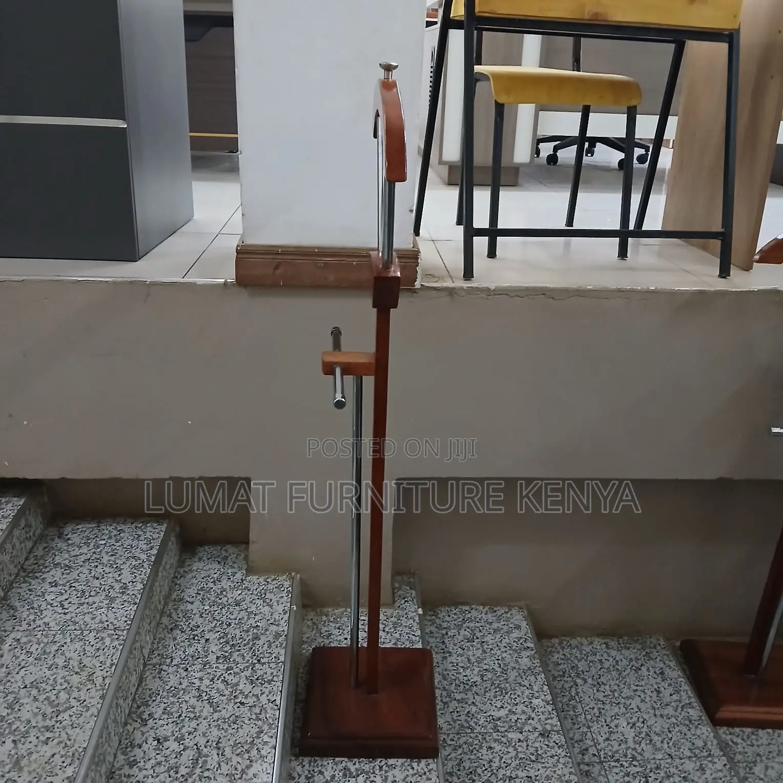 Smarthang Office Stand