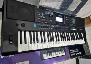 Yamaha PSR E473 Piano - thumbnail 2