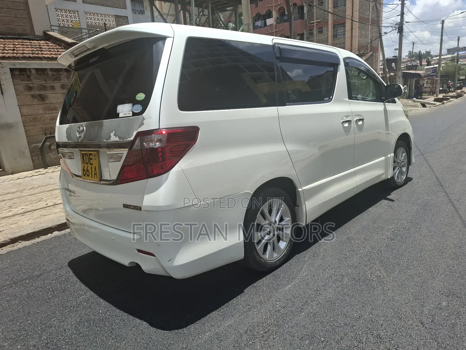 Toyota Alphard 2014 White