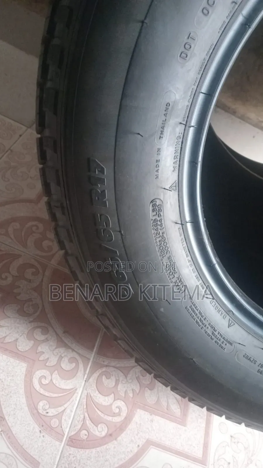 265/65r17 Slightly Used Michelin Tyres.