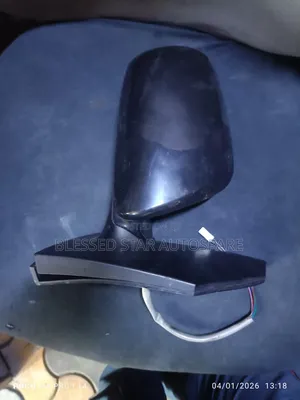 Toy1ota Axio Side Mirror
