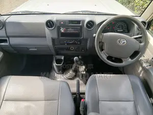 Toyota Land Cruiser 76 Series 2016 White