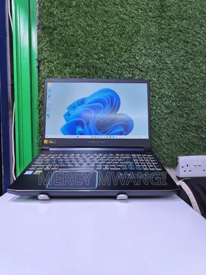 Laptop Acer Predator Helios 300 16GB Intel Core i7 HDD+SSD 1T