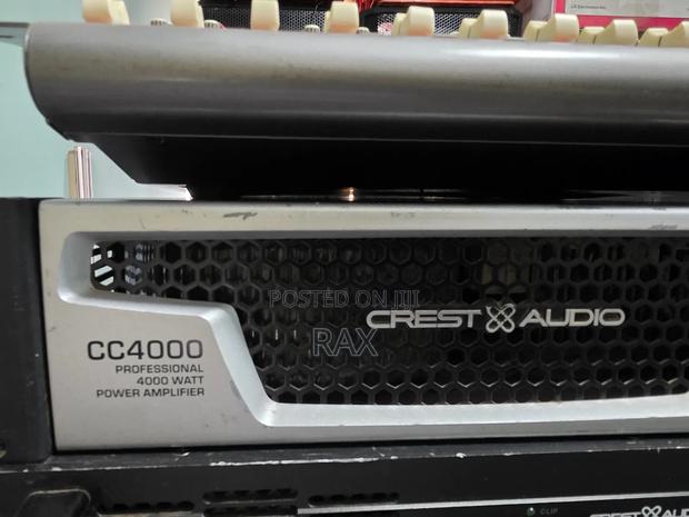 Crest Audio Amplifier - main view