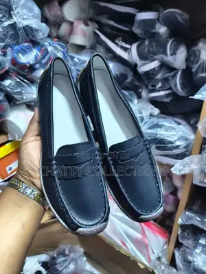 Black Ladies Leather Loafer Shoes Size 37 to 43