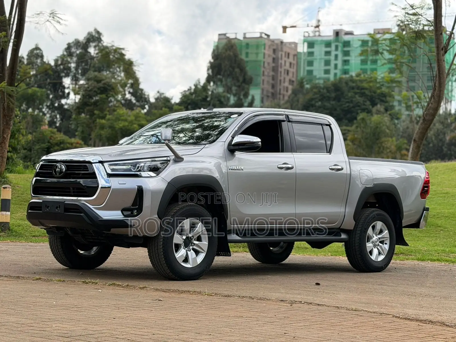 Toyota Hilux 2.4 Diesel 2020 Gold