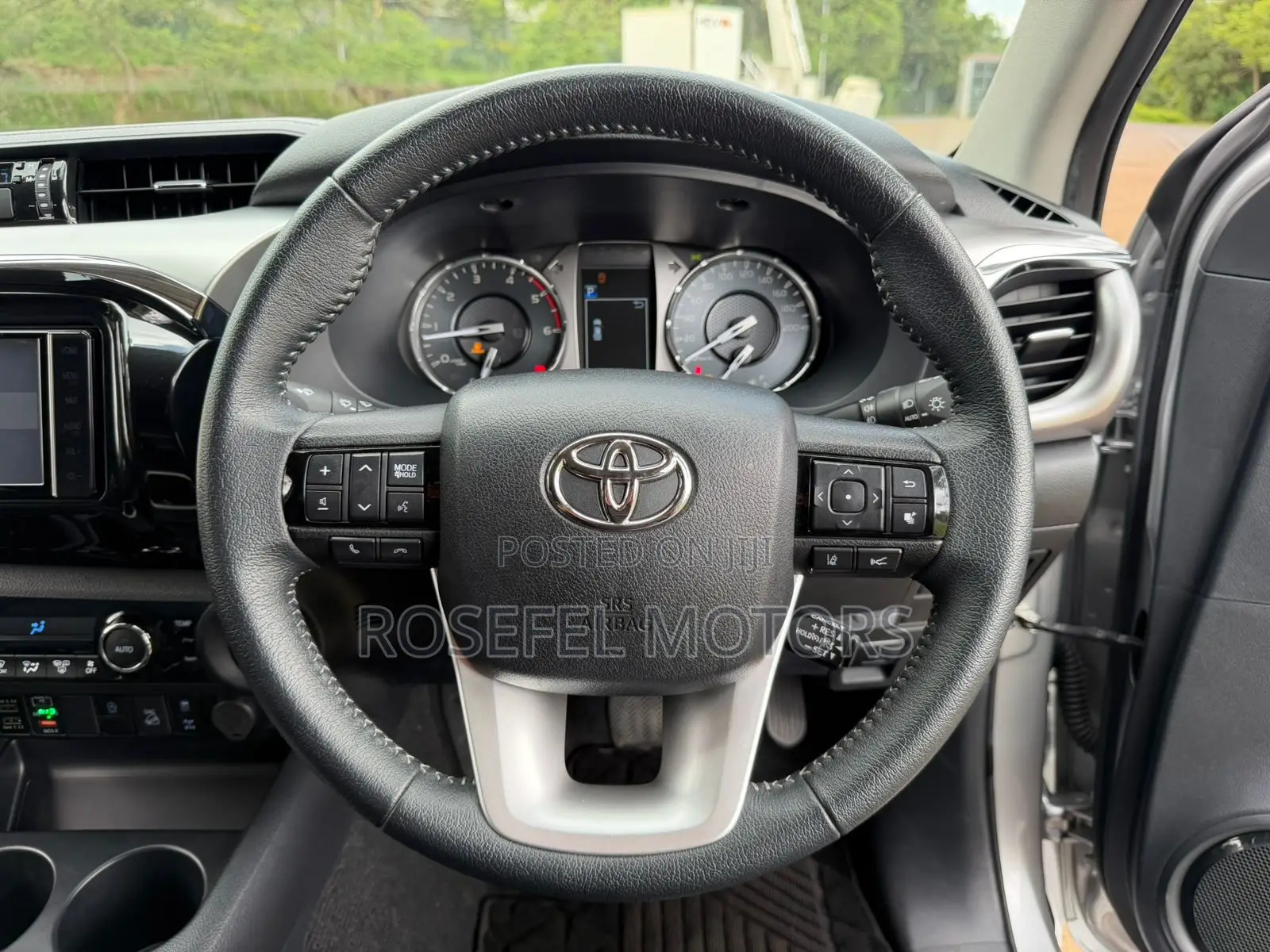 Toyota Hilux 2.4 Diesel 2020 Gold