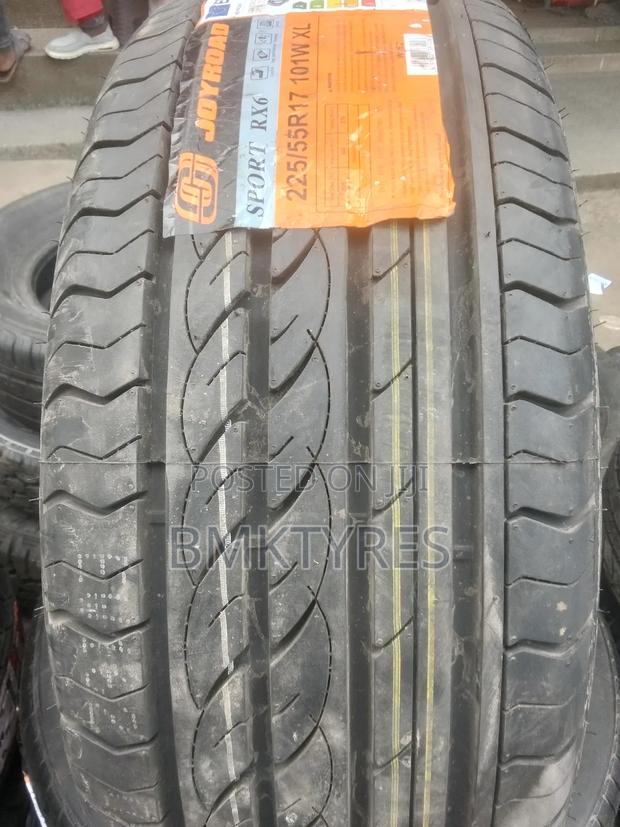 225/55-17 Joyroad Tyre