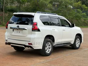 Toyota Land Cruiser Prado 2.8 2020 White