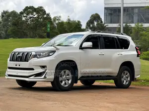 Toyota Land Cruiser Prado 2.8 2020 White