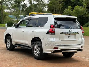 Toyota Land Cruiser Prado 2.8 2020 White