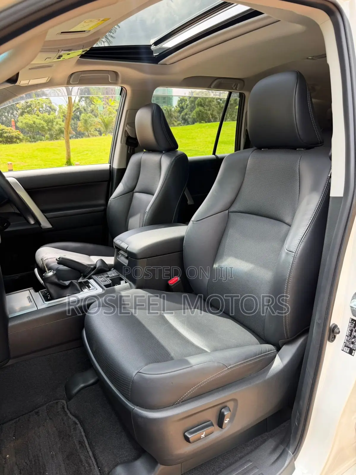 Toyota Land Cruiser Prado 2.8 2020 White