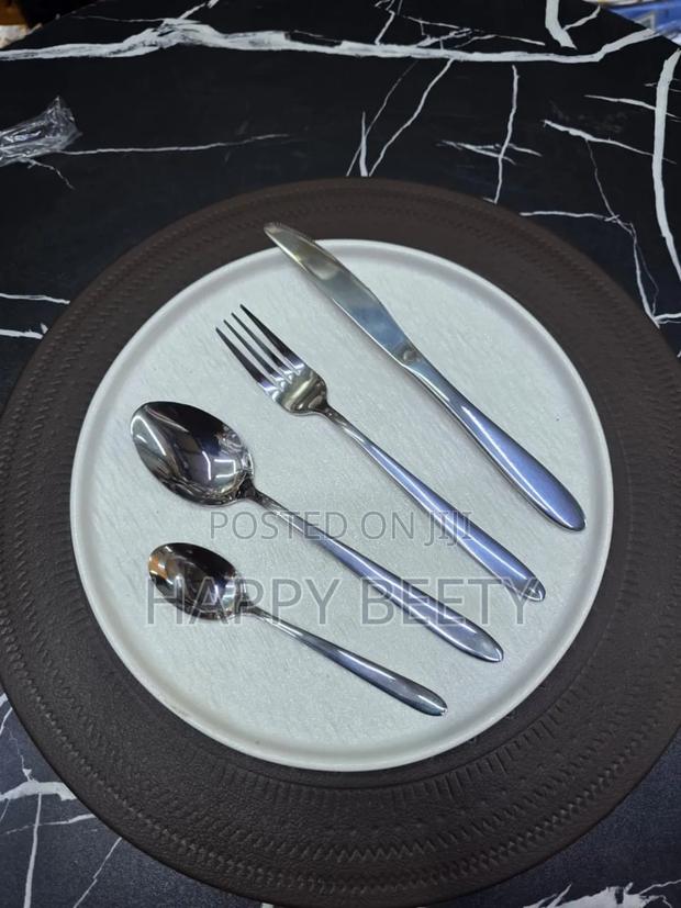 Premium Quality Flatware - thumbnail 2