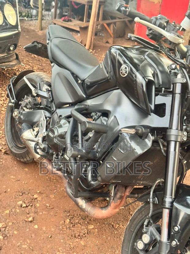 Yamaha 2023 Black