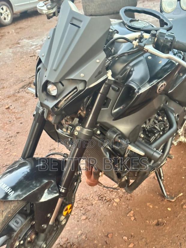 Yamaha 2023 Black - thumbnail 4