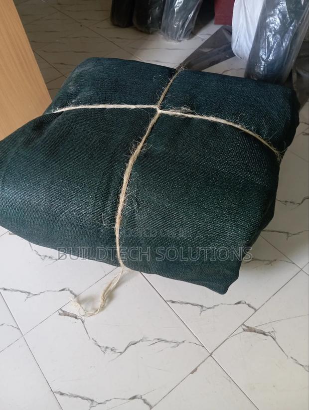 Premium Dark Green 90% Privacy Net - thumbnail 2