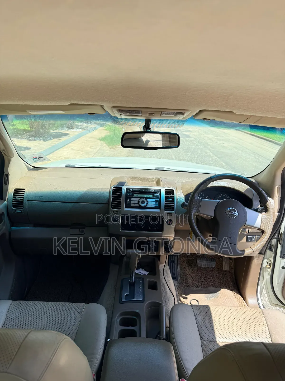 Nissan Navara 2015 White