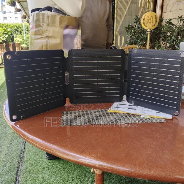 Green Energy, Portable Solar Panels and Power Stations