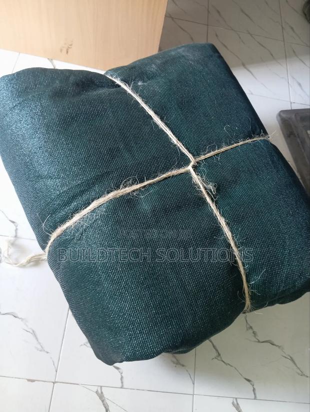 Heavy-Duty Dark Green Privacy Net 90% - thumbnail 2