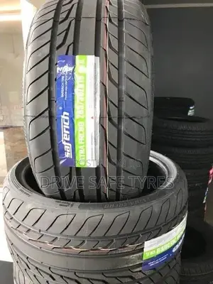 265/30 R19 Saferich Tyre
