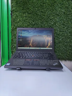 Laptop Lenovo ThinkPad X260 8GB Intel Core i5 SSD 256GB