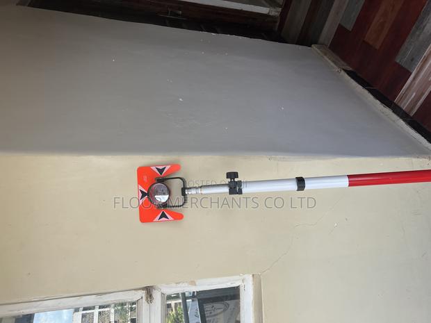 Adjustable Prism Staff Pole - main view