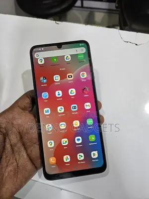 Neon Ultra 2 64 GB Black