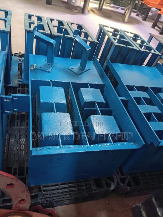 Affordable Moulds Making Machine - main view