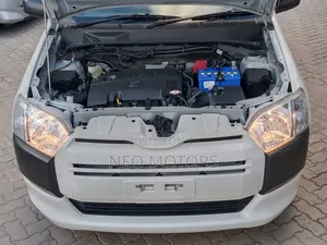 Toyota Succeed 2019 White