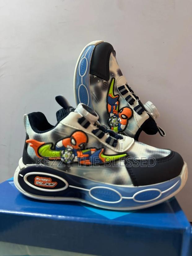 Kids Sneakers - thumbnail 4