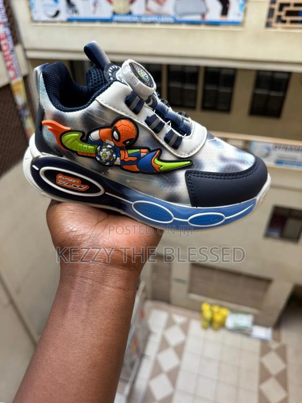 Kids Sneakers - thumbnail 9