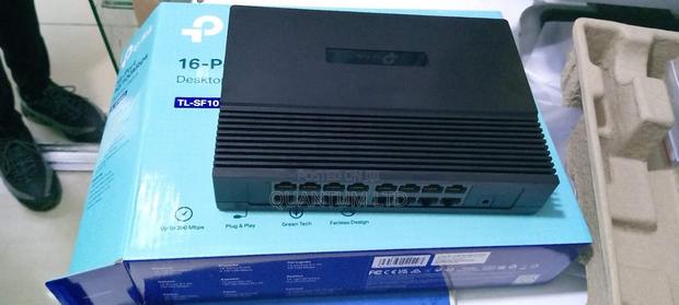 Tp-Link 16-Port 10/100/Desktop Rackmount Switch - Tl-1016d