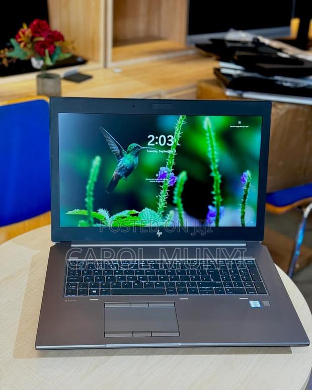 New Laptop HP ZBook 17 32GB Intel Core i9 SSD 1T