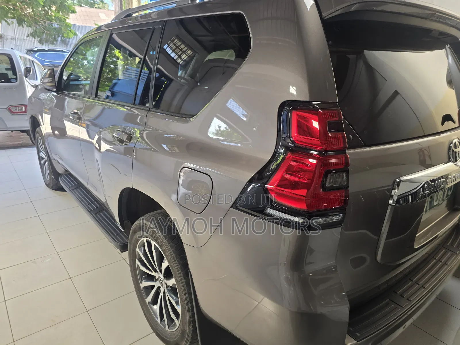Toyota Land Cruiser Prado 2020 Gold