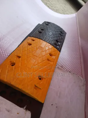 Speed Breakers / Rubber Speed Bumps
